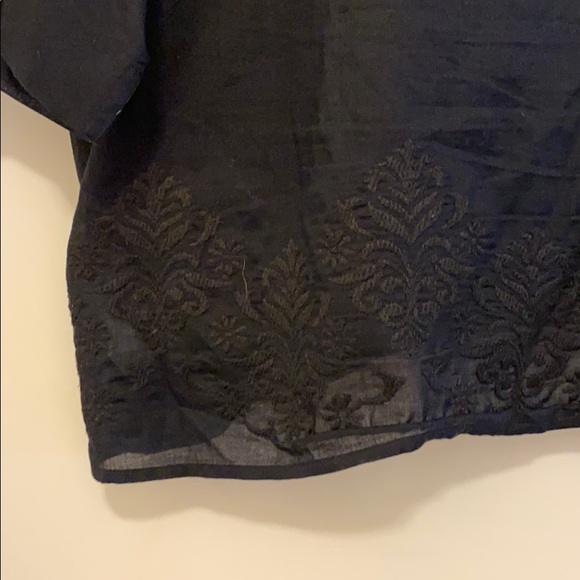 Black Banana Republic blouse - Picture 3 of 4